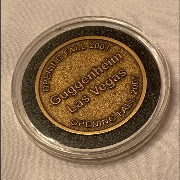 Collectible Venetian Guggenheim Las Vegas 🪙 Coin - Picture 8 of 14